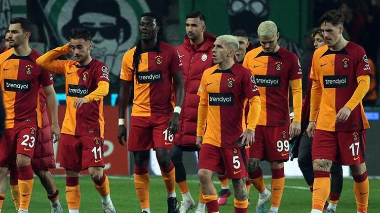 Galatasaraydan gelecek sezonun ilk transfer bombası 20 milyon euroluk yıldız için girişimler başladı