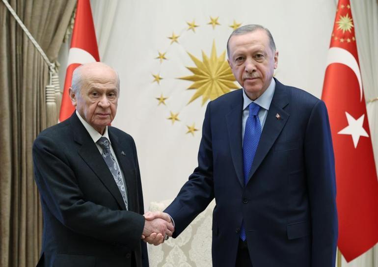 Son dakika Cumhurbaşkanı Erdoğan, Bahçeli ile görüştü