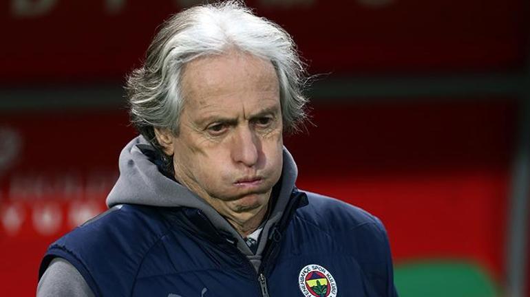 Fenerbahçede Beşiktaş derbisi öncesi Valencia gelişmesi