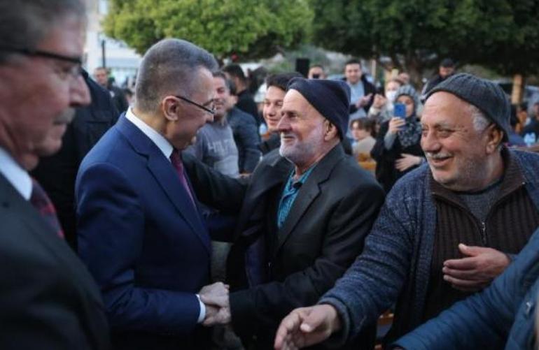 Cumhurbaşkanı Yardımcısı Oktay KKTCde Ersin Tatara yapılan saldırıya tepki
