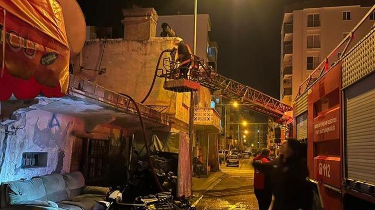 Sahur vakti tamirhanede çıkan yangın panik yaşattı