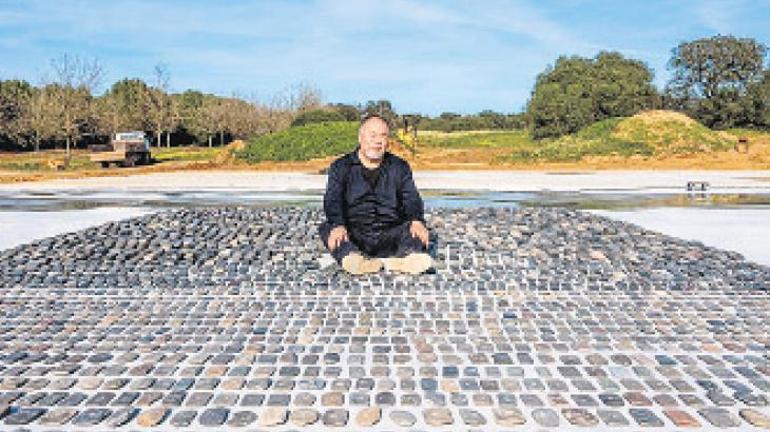 Ai Weiwei’den tasarım sergisi