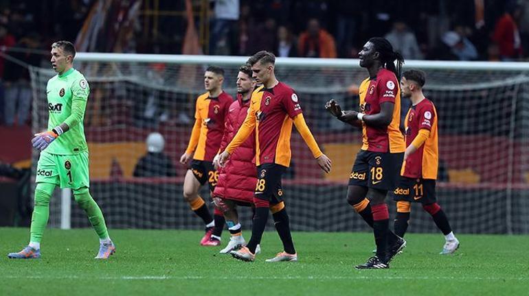 Canlı yayında açıkladı Galatasaray yönetiminden Okan Buruk kararı