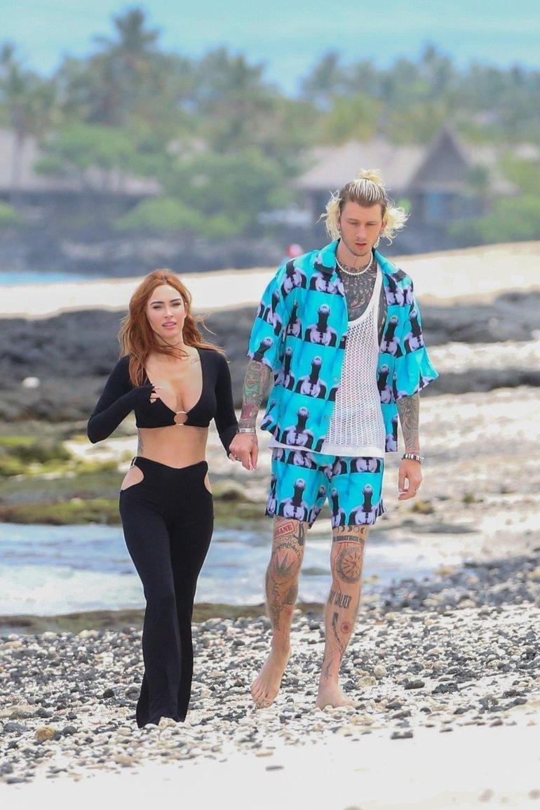 Megan Fox ve Machine Gun Kelly barışma tatiline Hawaiiye gitti