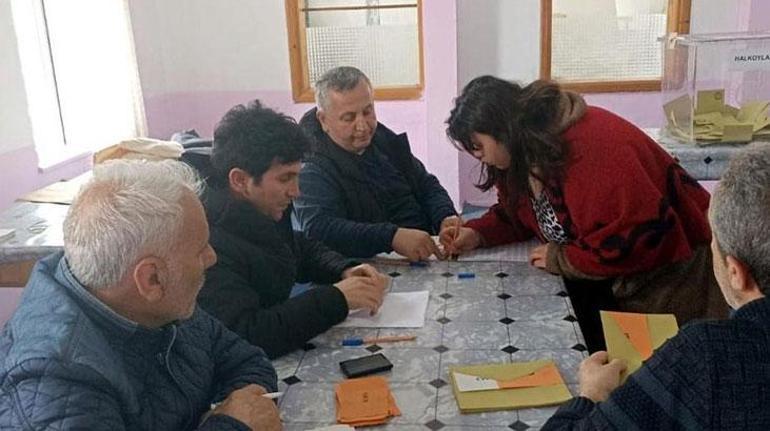 Boluda 60 haneli köy referandum ile belediye sınırlarından çıktı
