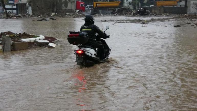 Malatya ve Adıyamanda şiddetli sağanak yağış etkili oldu