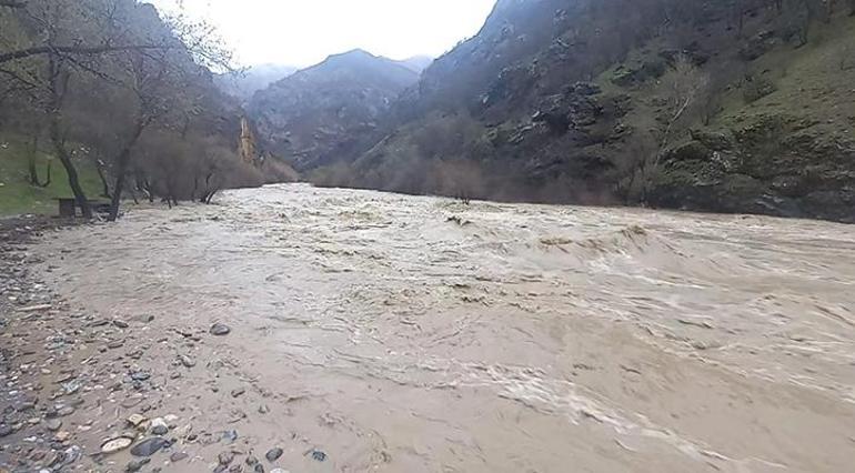 Nisan ayında şaşırtan görüntü Dakikalar içinde beyaza büründü