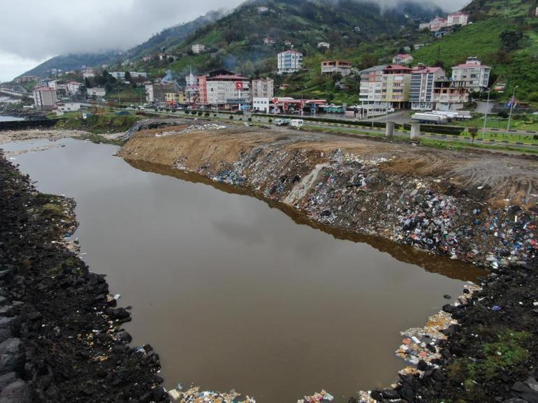 Yer: Trabzon Karadeniz kıyısında tepki çeken manzara