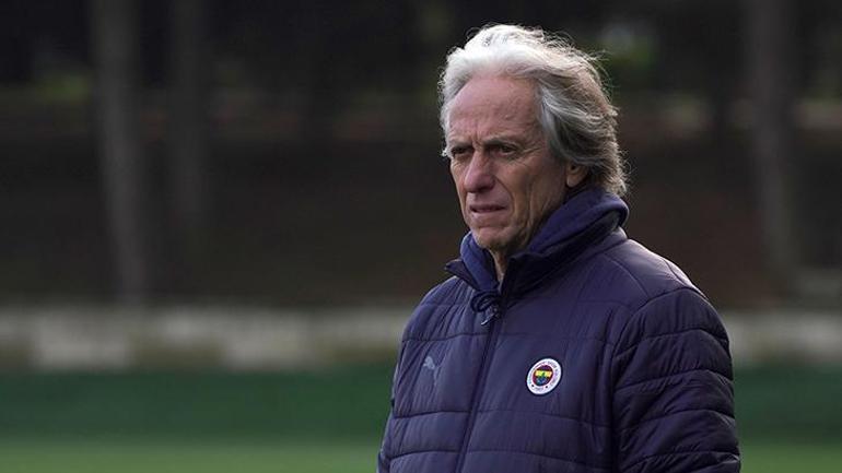 Fenerbahçede Jorge Jesusun alternatifi belli oldu Sürpriz isim gündemde