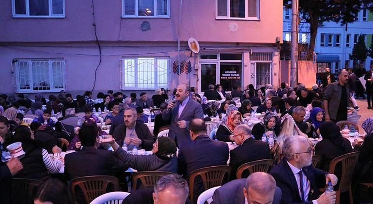 Bakan Varank duyurdu: Önümüzdeki dönemde Aile Kalkınma Programını devreye alıyoruz