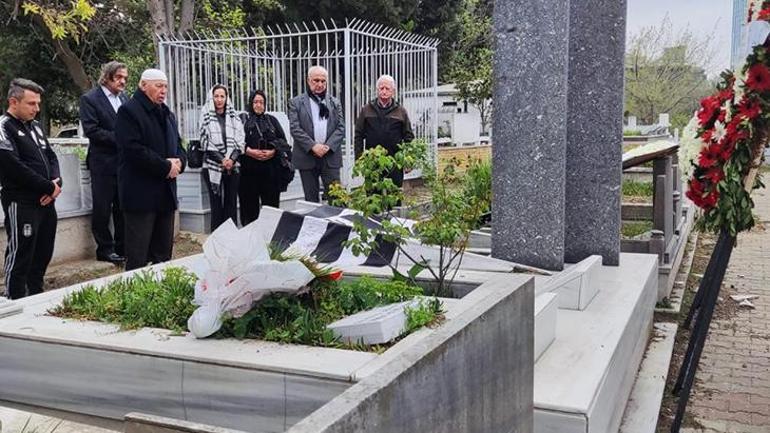 Beşiktaş efsanesi Hakkı Yeten kabri başında anıldı