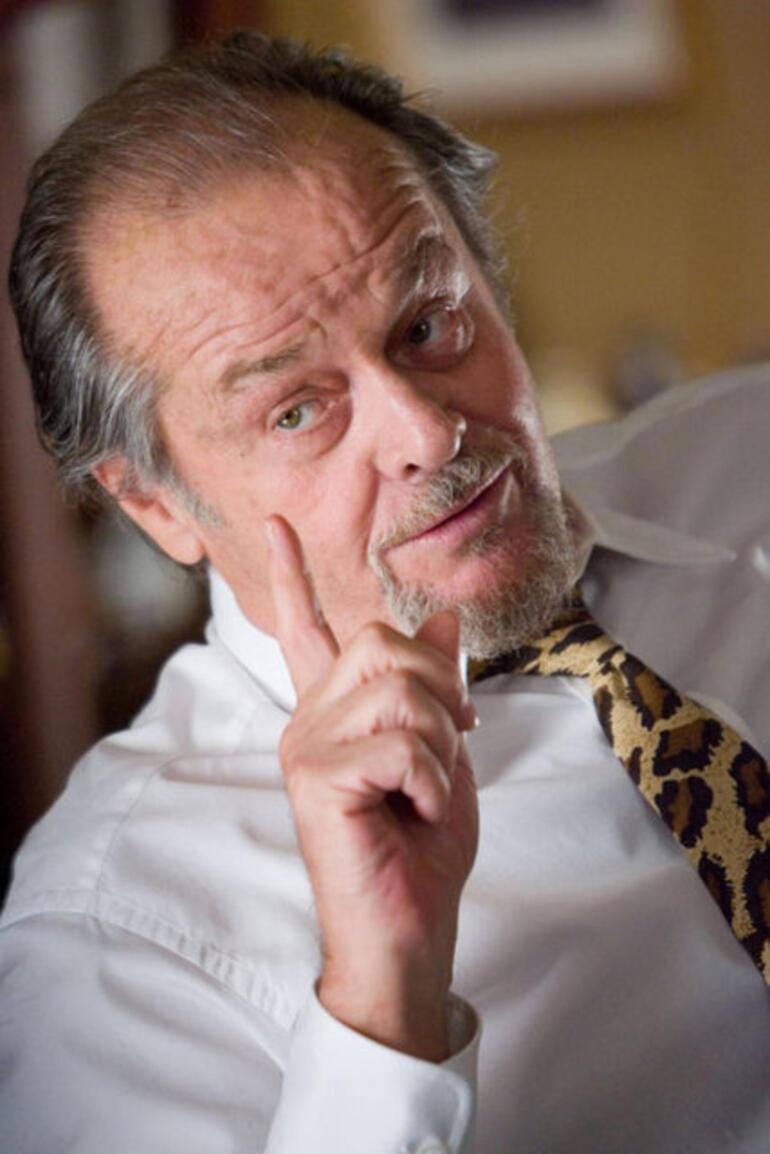 Jack Nicholson, iki yıl sonra ilk kez saçı başı dağınık şekilde görüntülendi