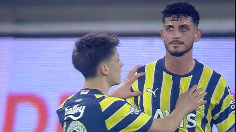 Fenerbahçede Samet Akaydından inanılmaz hata Jorge Jesus inanamadı, Arda Güler teselli etti