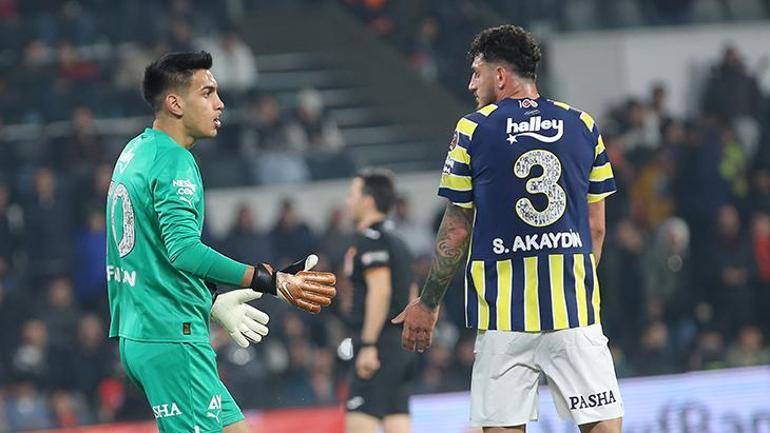 Fenerbahçede Samet Akaydından inanılmaz hata Jorge Jesus inanamadı, Arda Güler teselli etti