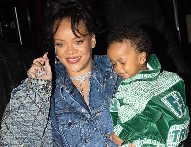 Rihanna kural bozmadı İşte hamilelik stili