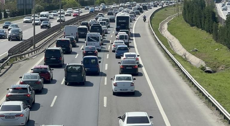 İstanbulda bayram trafiği Yoğunluk yüzde 71e çıktı