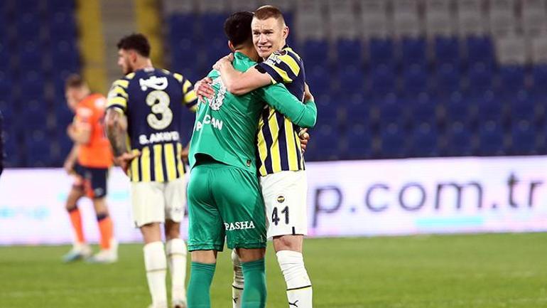 İrfan Can Eğribayat, Fenerbahçede kendini buldu Volkan Demirelin önünde oynadı