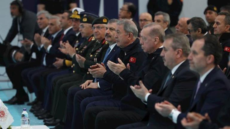 Bakan Akardan Altay Tankı açıklaması: Türkiye’ye engel olmak isteyenlere verilmiş esaslı bir cevaptır
