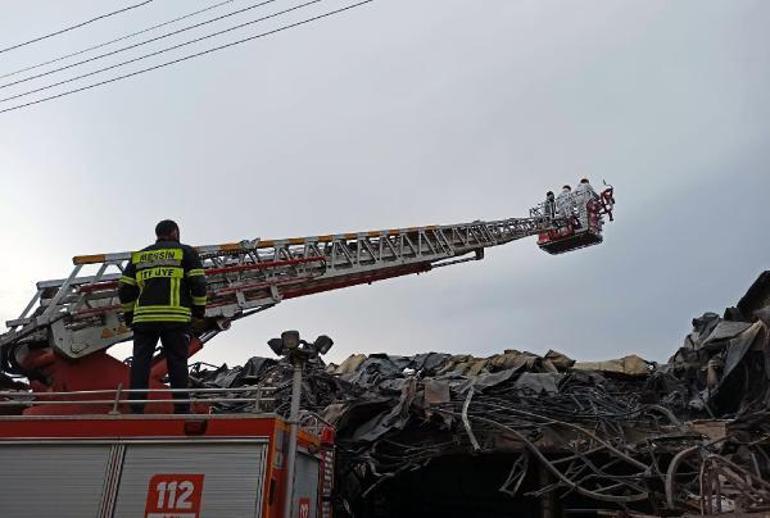 Mersindeki atölye yangınında, 8 gün sonra kayıp işçiye ait kemikler bulundu