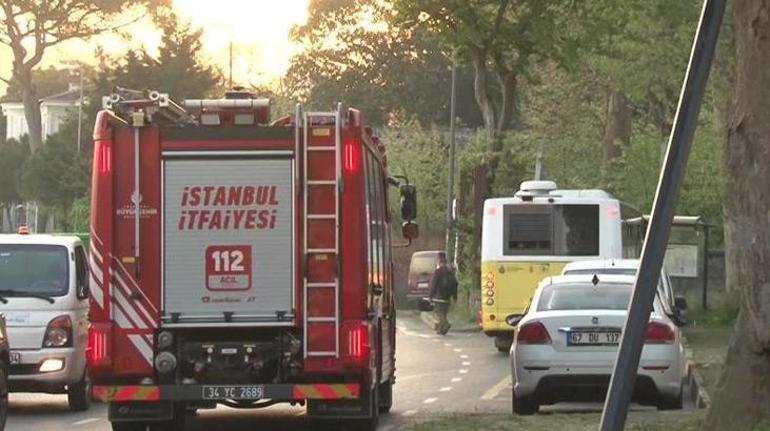 Beykoz’da iki araç kafa kafaya çarpıştı: 2 sürücü yaralı