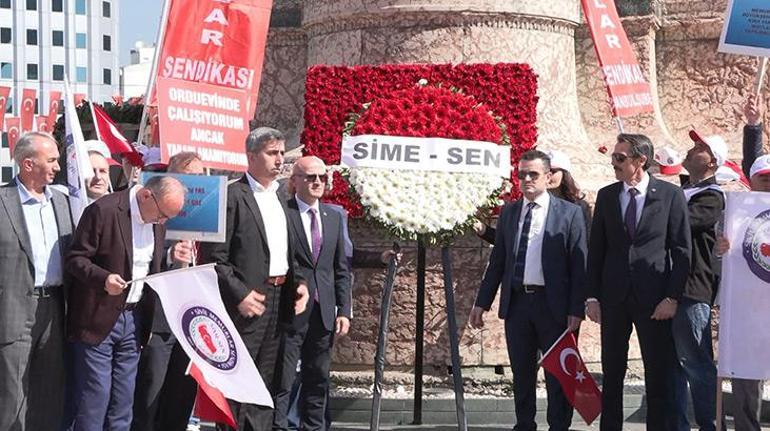 TÜRK-İŞ ve SİME-SEN Taksim Meydanına çelenk bıraktı