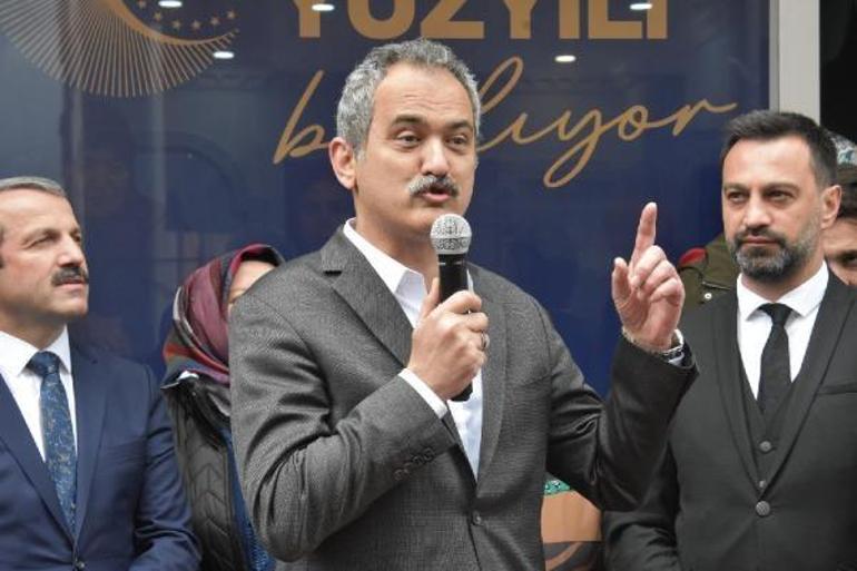 Bakan Özer: Savunma sanayisinin yüzde 80i artık yerli, elbette bu birilerini rahatsız ediyor