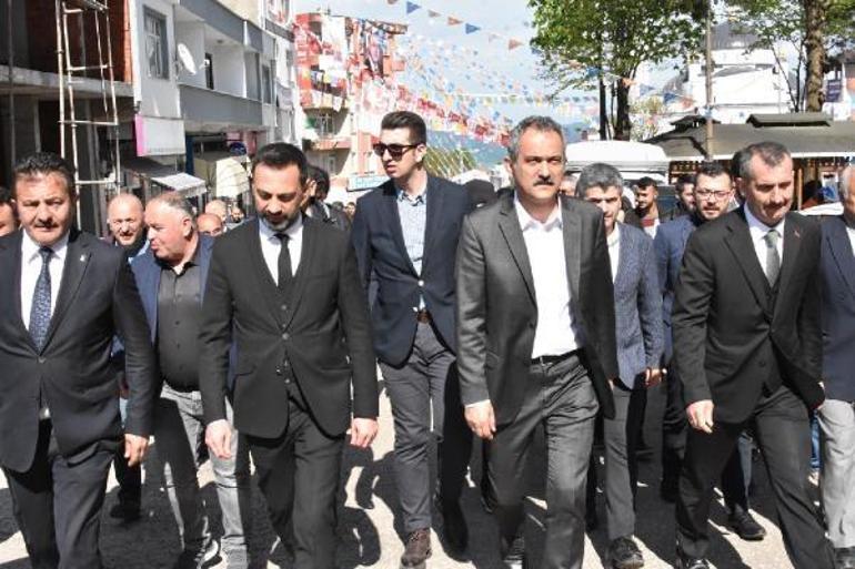 Bakan Özer: Savunma sanayisinin yüzde 80i artık yerli, elbette bu birilerini rahatsız ediyor