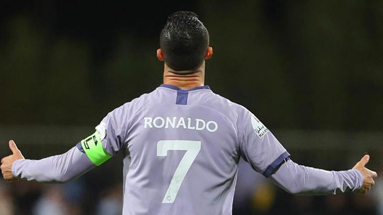 Cristiano Ronaldodan şaşırtan karar Hayali geri dönmek