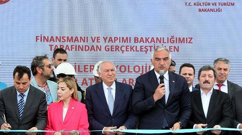 Bakan Ersoy: Türkiye turizmini geleceğin rekabetine bugünden hazırlıyoruz