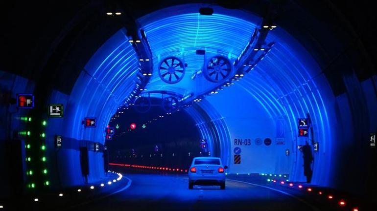 Yeni Zigana Tüneli açıldı: 1 saat süren yol 30 dakikaya düşüyor