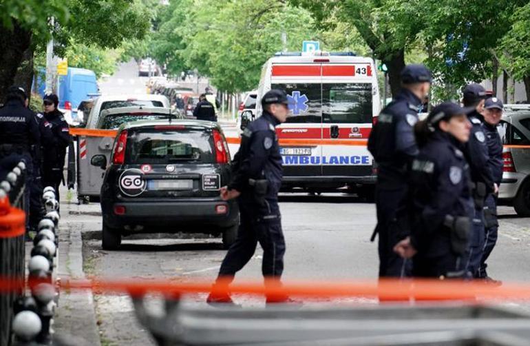 Sırbistanda ilkokulda silahlı saldırı Vucic açıkladı: Saldırganın ailesi gözaltında