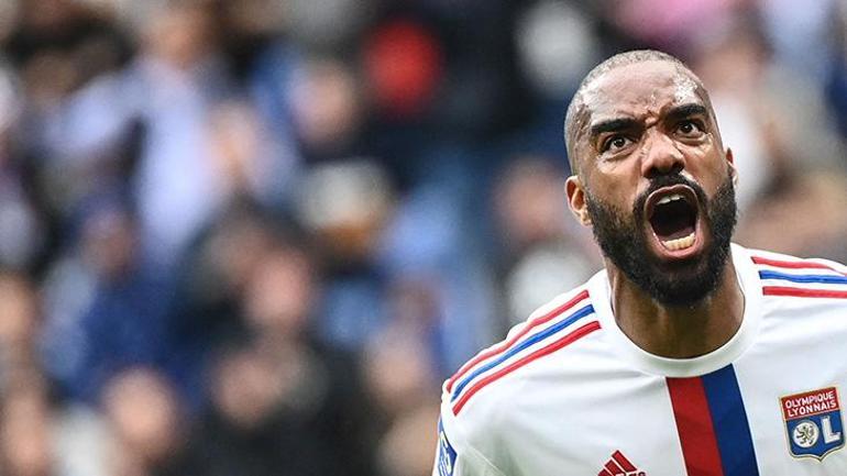 Fransa Liginde tarihe geçen geri dönüş İki yıldızdan toplam 8 gol