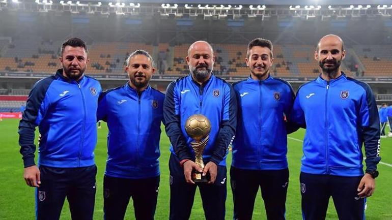 Devleri geçti, Başakşehir U19 Takımını şampiyon yaptı Engin Çalışır başarının sırrını anlattı
