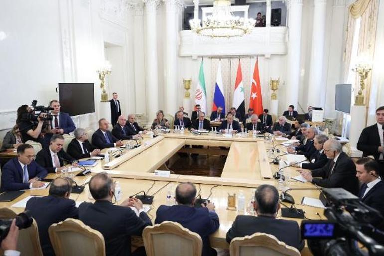Son dakika Moskovada 4lü toplantı: Suriyeye gönüllü-güvenli-onurlu dönüşler kolaylaştırılacak