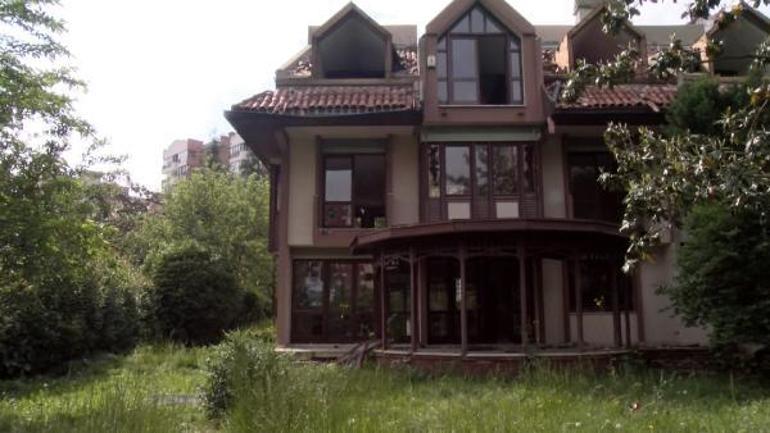 Münevver Karabulutun vahşice katledildiği villa yıkıldı