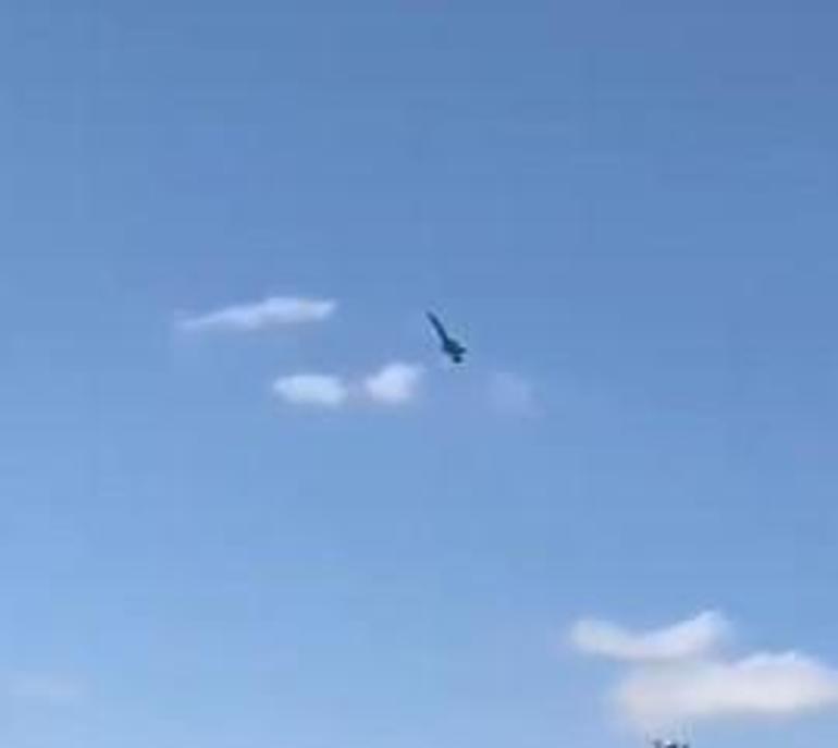 F-18 savaş jeti çakıldı Dehşet anları kamerada