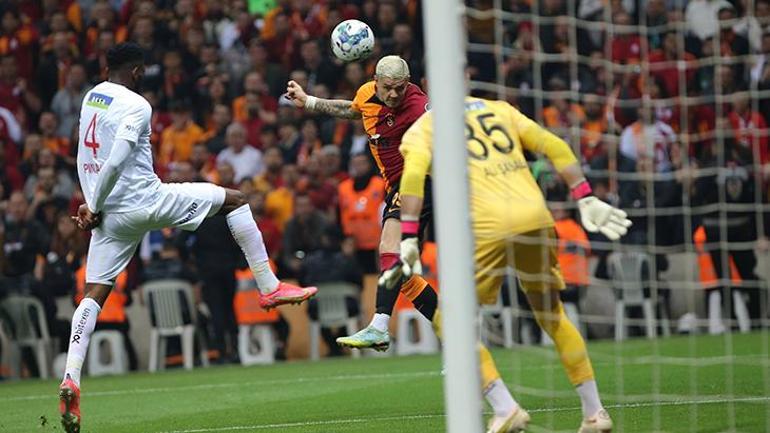 Galatasaray - Sivasspor maçında inanılmaz hata Sosyal medyada gündem oldu