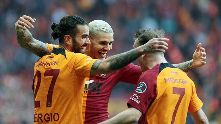 Galatasaray şampiyonluğa koşuyor Sivasspor engeline de takılmadı