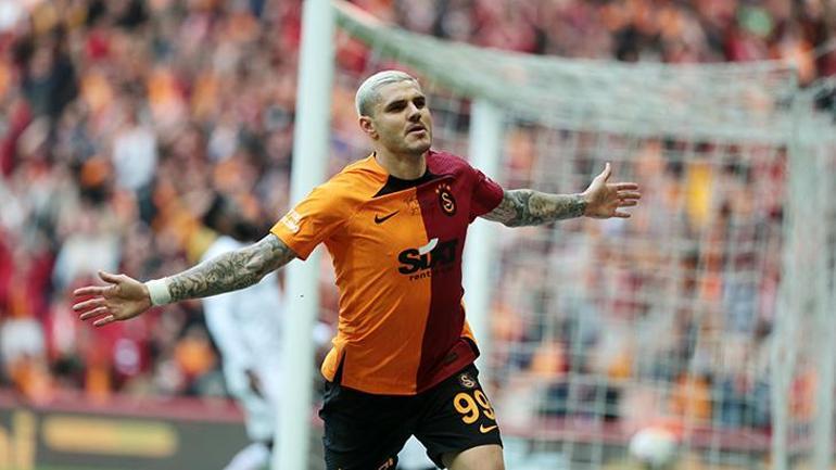 Galatasaraylı yıldıza övgü yağdırdı: Takımı yönetiyor, bir adam 5 kişilik oynar mı