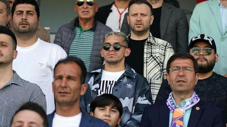 Fatih Terimden Arda Turana destek Torreira da tribünde