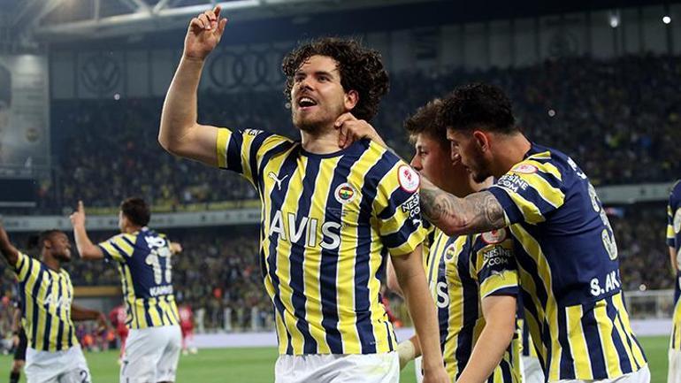 Fenerbahçe, Türkiye Kupasında finalde Sivassporu farklı geçti