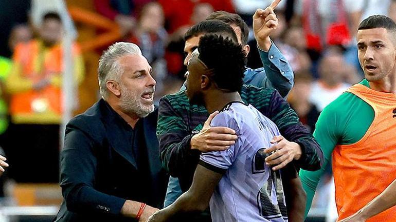 Real Madrid, Vinicius Junior için tek yürek Futbolculardan büyük destek
