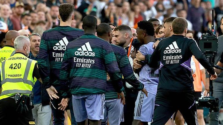 Real Madrid, Vinicius Junior için tek yürek Futbolculardan büyük destek