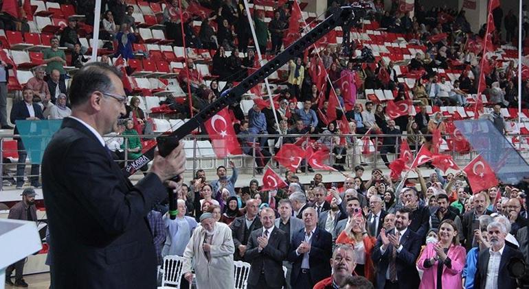 Erdoğan Eskişehirdeki gençlere telefondan seslendi: Sandıkları patlamaya hazır mıyız