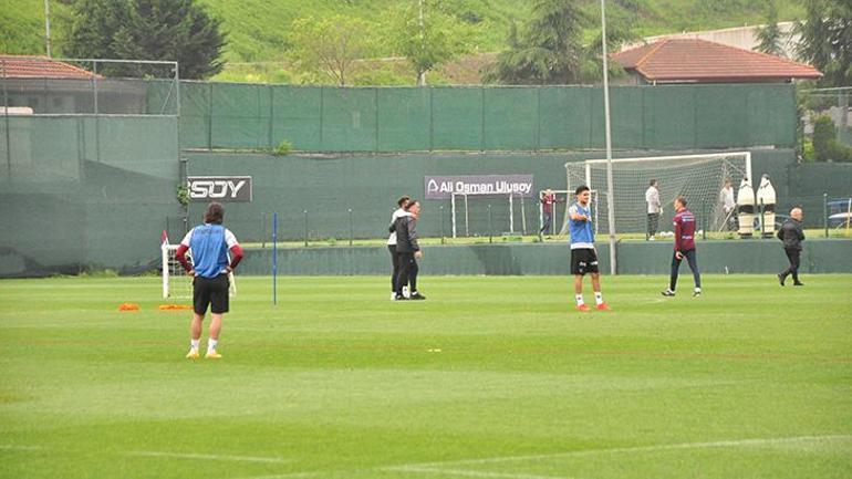 Trabzonsporda sakatlık şoku Yıldız futbolcu antrenmanı yarıda bıraktı