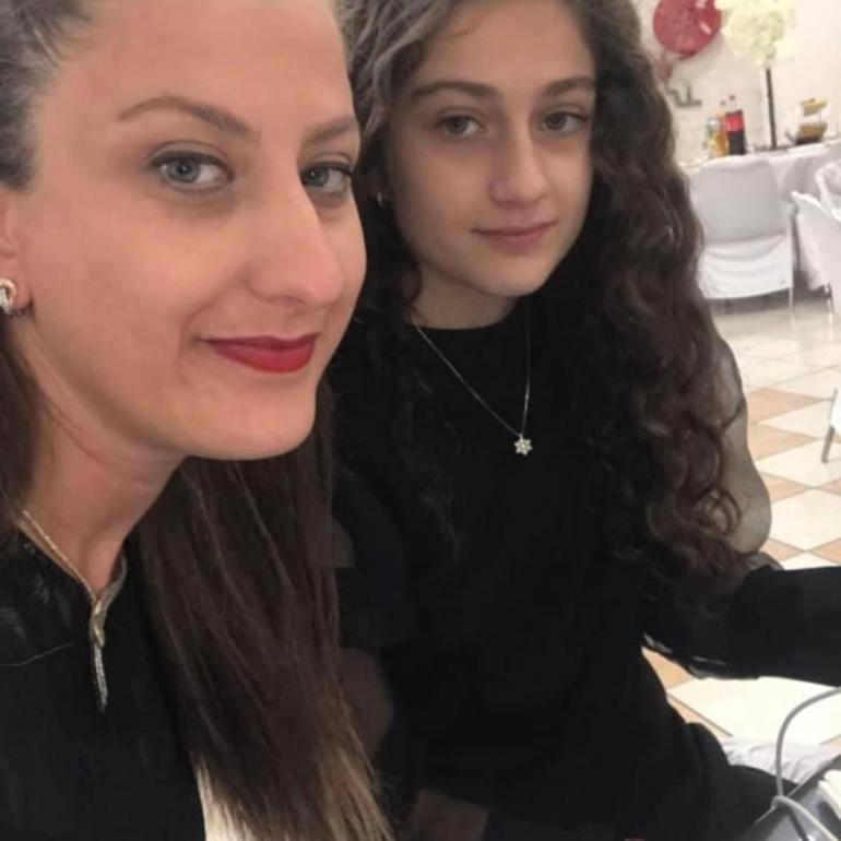 Fransa’da,Türk anne ile 2 çocuğu bıçaklanmış halde ölü bulundu Eski eş gözaltında