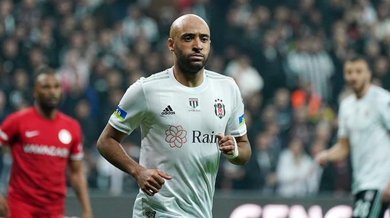 Beşiktaşa 3 dünya yıldızı 1 eski Galatasaraylı Transfer görüşmeleri başladı
