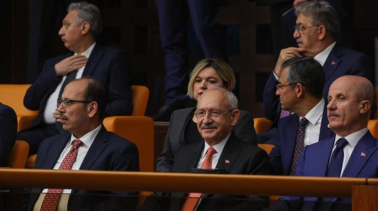 Mecliste 28. dönem başladı Yemin törenine Erdoğan da katıldı