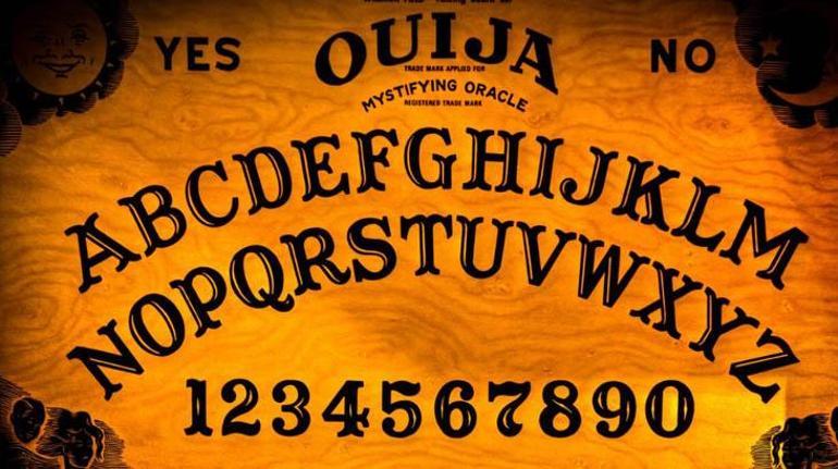 Ruh çağırdığı Ouija tahtası öldürdü Yanan tek şey bu fotoğraf, sebebi açıklanamıyor
