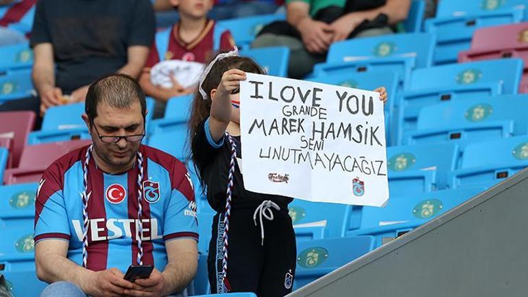 Marek Hamsik, Trabzonspora veda etti Gözyaşlarını tutamadı, bir ilki başardı